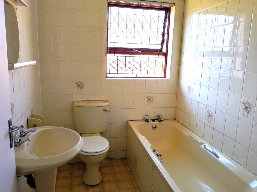 4 Bedroom Property for Sale in Kwadwesi Eastern Cape